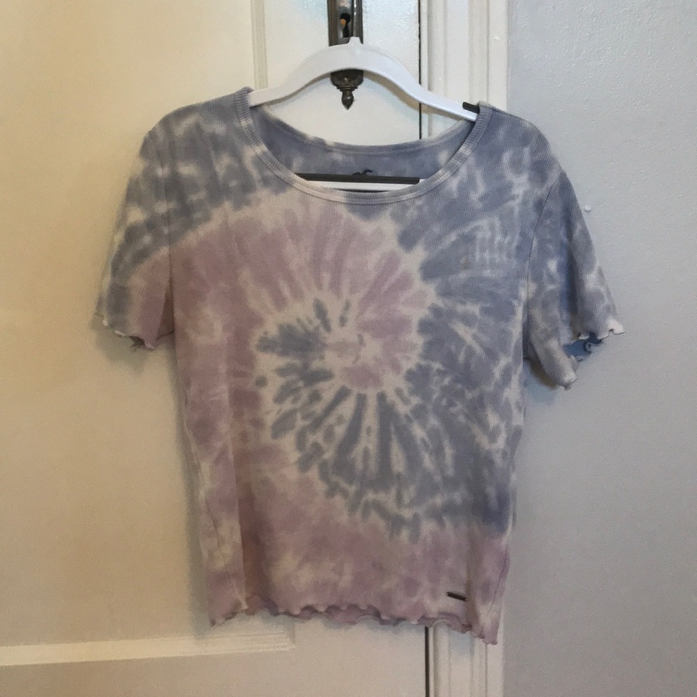 Hollister top